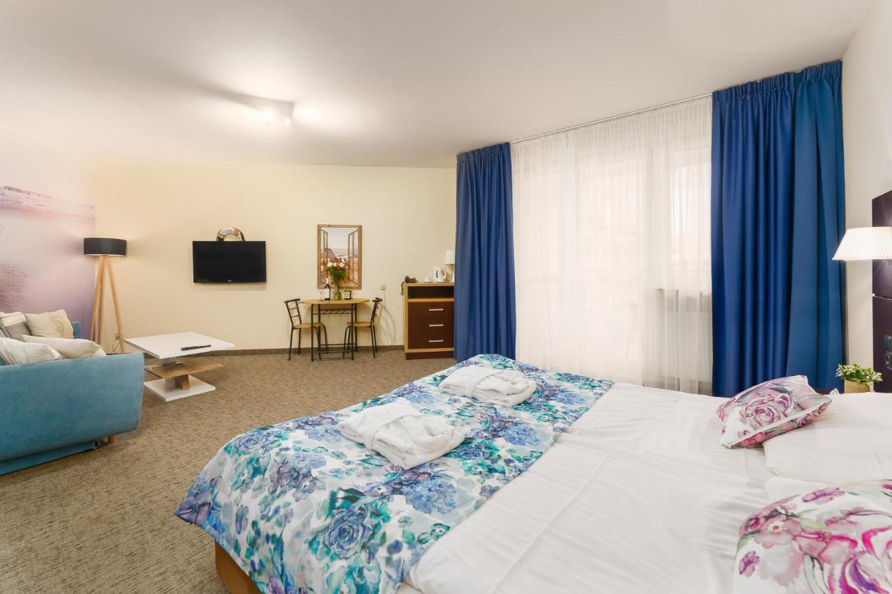 Apartamenty Prywatne W Hotelu Przy Plazy Diva Kołobrzeg Kültér fotó