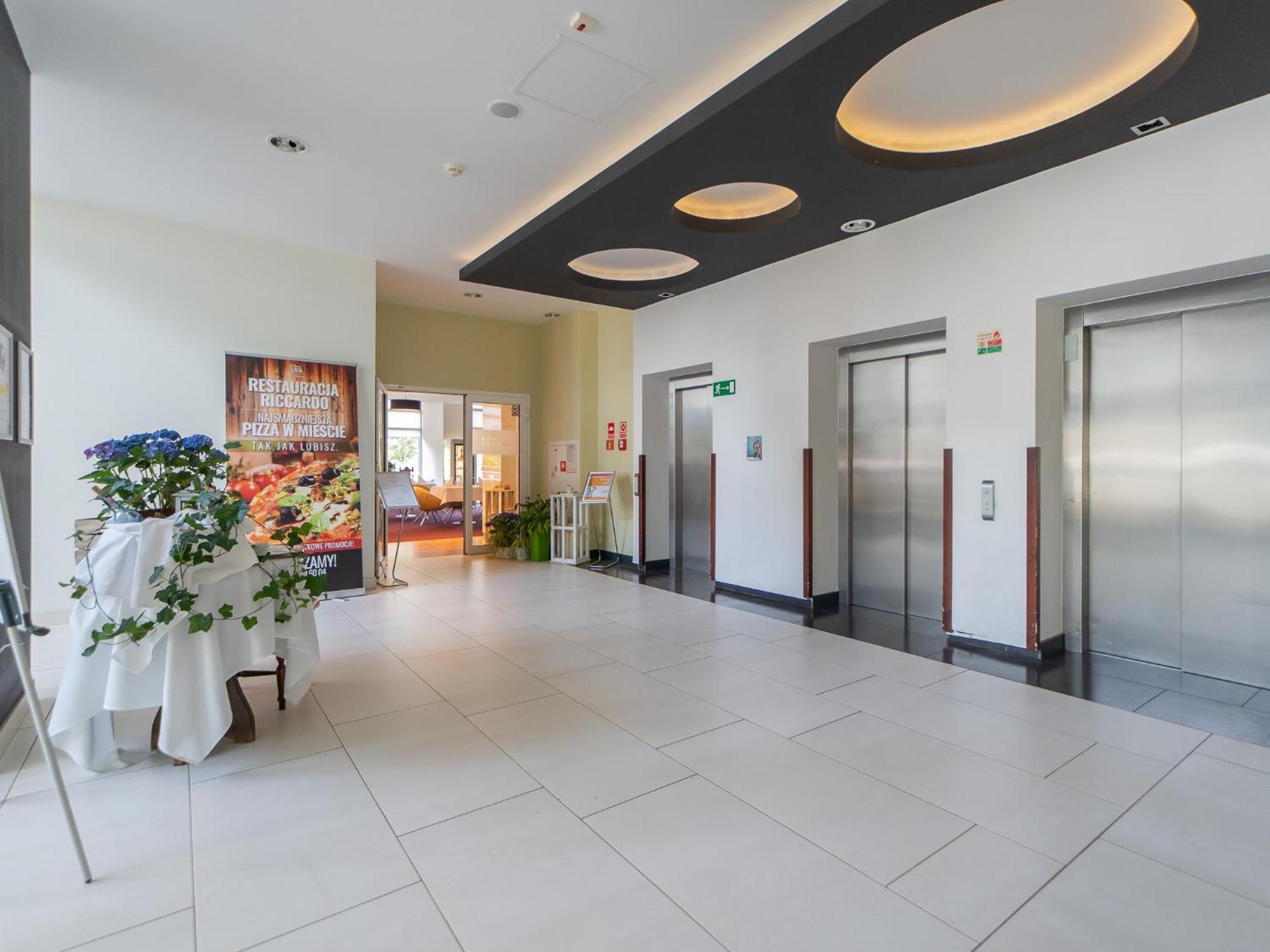 Apartamenty Prywatne W Hotelu Przy Plazy Diva Kołobrzeg Kültér fotó