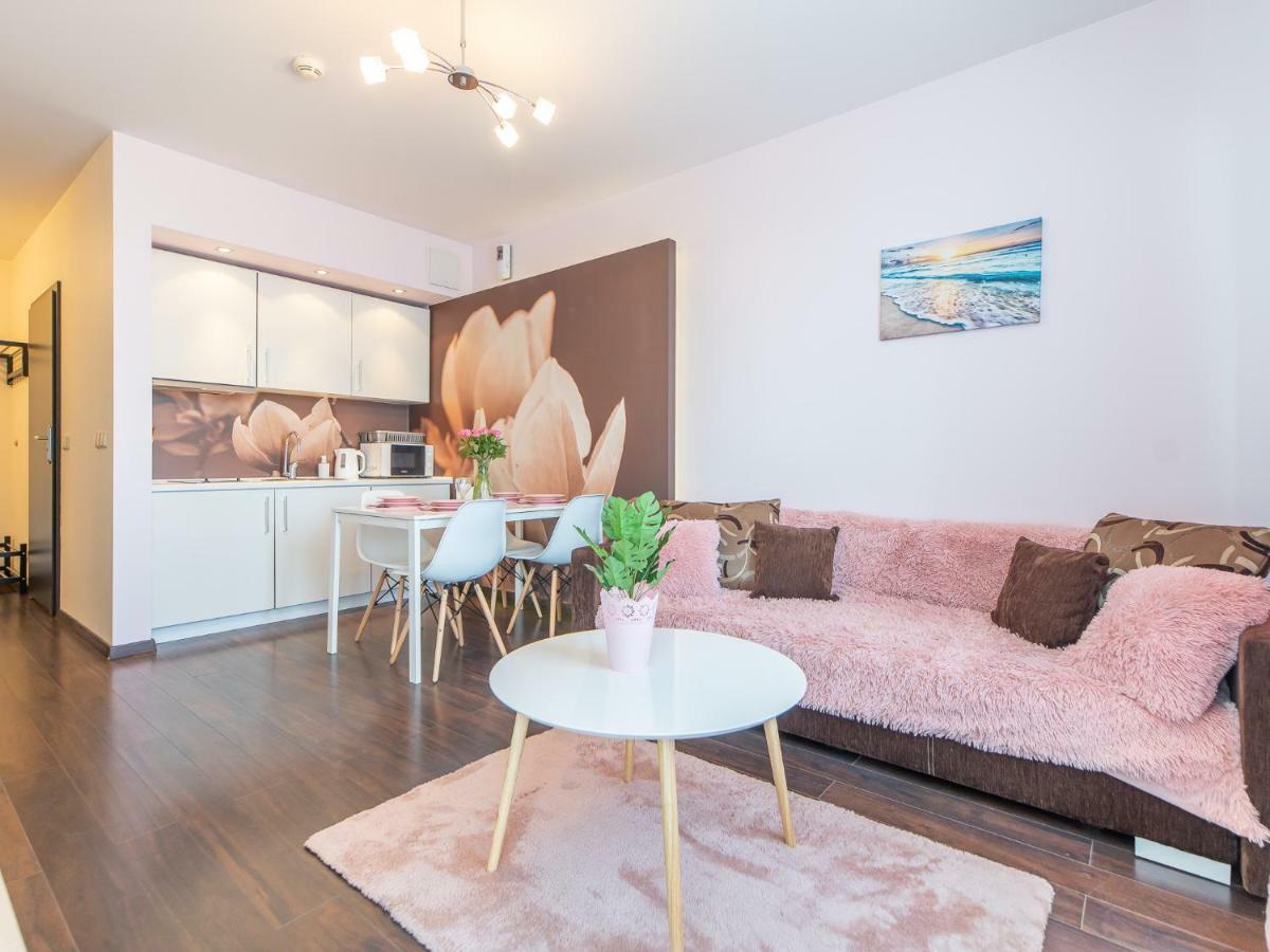 Apartamenty Prywatne W Hotelu Przy Plazy Diva Kołobrzeg Kültér fotó